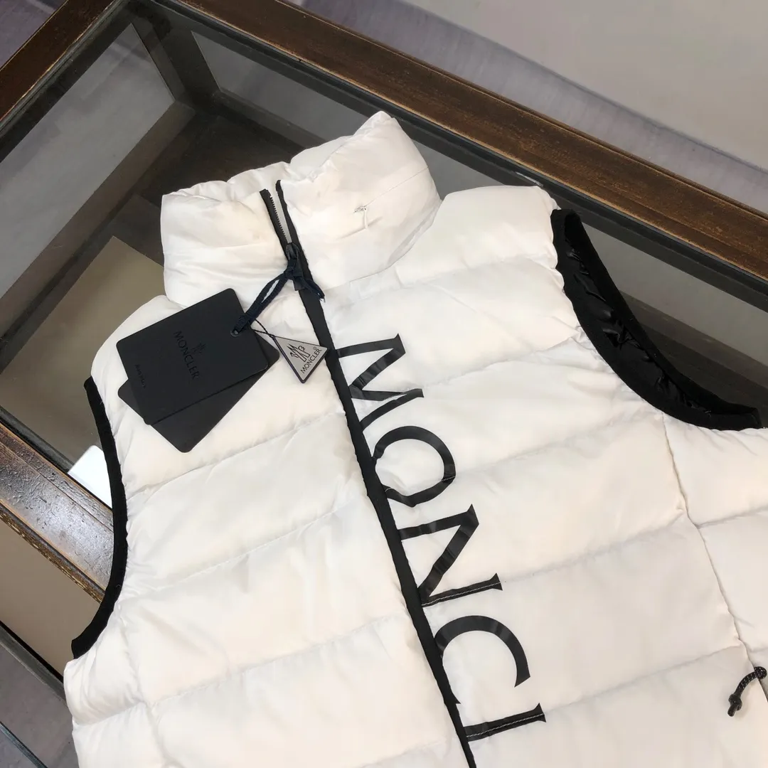 🔥🔥Moncler 24 New Arrival！ ！ ！ ！ 100% Breathable ， ！ 90% Rebound ， ！ ， ！ 、 ！ Versatile ❤️ ：Black White Size：12345（M～3xl）